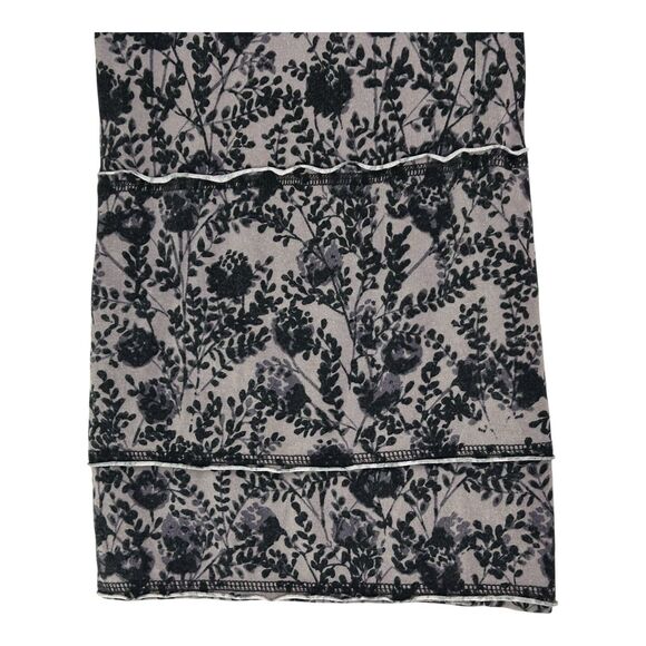 Matilda Jane Finn Tier Pant Size Small Black & Gray Floral Boho Flared - Picture 9 of 14